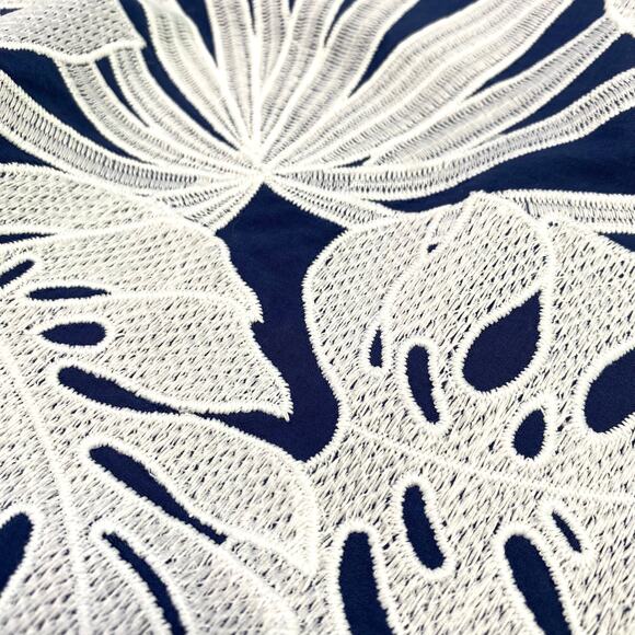 VILAGALLO Embroidered Tropical Leaves Shift Dress Sz US 2 / IT 40 White & Blue - Picture 2 of 10